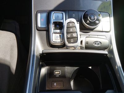 2022 Hyundai Santa Fe - Photo 15