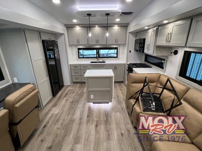 2026 Brinkley Model Z - Photo 17