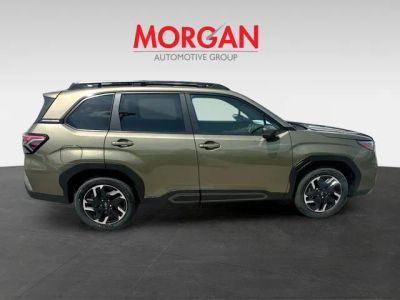 2026 Subaru Forester — photo 8 view