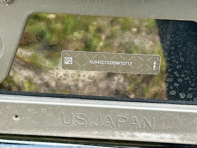 2024 BMW X4 — photo 10 view