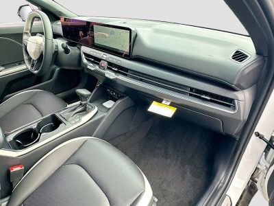 2026 Kia K4 — photo 30 view