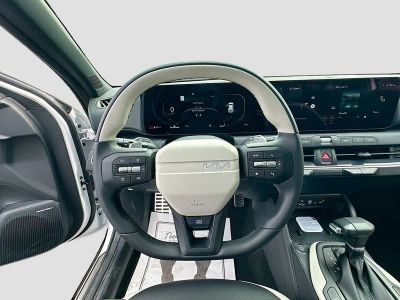 2026 Kia K4 — photo 11 view