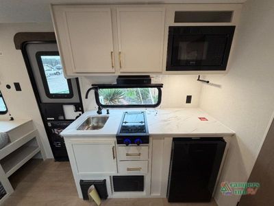 2026 Grand Design Transcend One - Photo 11