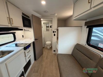 2026 Grand Design Transcend One - Photo 9