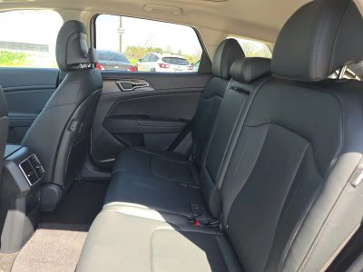 2026 Kia Sportage — photo 18 view