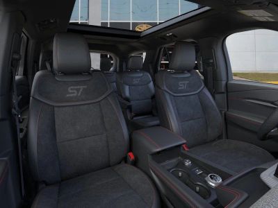 2026 Ford Explorer — photo 10 view