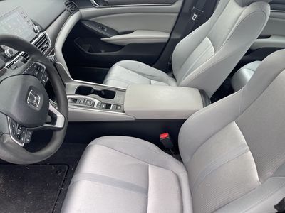2019 Honda Accord Hybrid - Photo 11