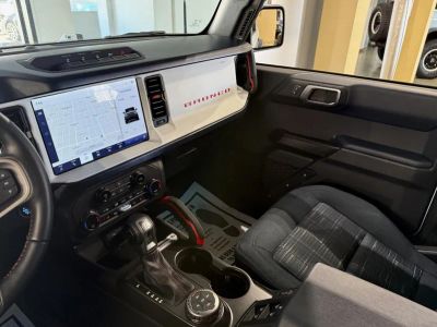 2024 Ford Bronco — photo 15 view