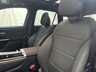2026 Mercedes-Benz GLC - Photo 13