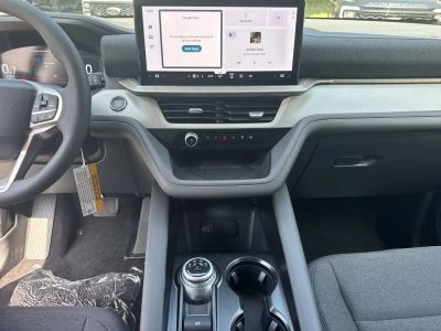 2026 Ford Explorer — photo 27 view