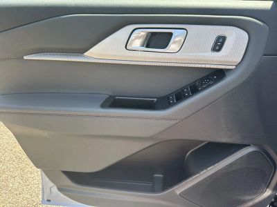 2026 Ford Explorer — photo 9 view