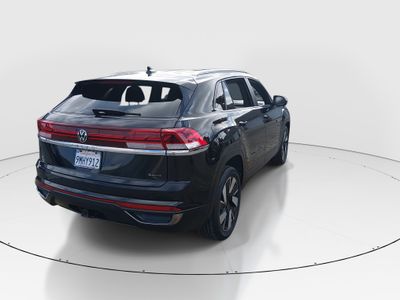 2024 Volkswagen Atlas Cross Sport — photo 7 view