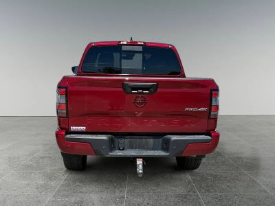 2023 Nissan Frontier — detail view