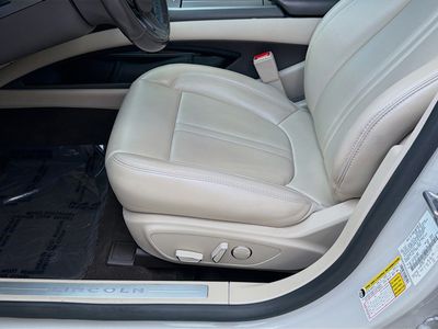 2020 Lincoln MKZ - Photo 16