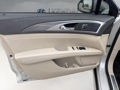 2020 Lincoln MKZ - Photo 18