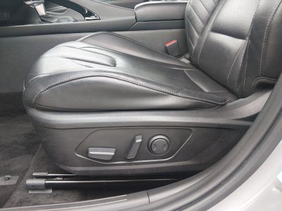 2024 Hyundai Elantra - Photo 21