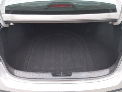 2024 Hyundai Elantra - Photo 11
