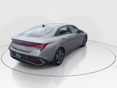 2024 Hyundai Elantra - Photo 7