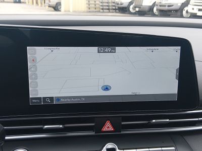 2024 Hyundai Elantra - Photo 18