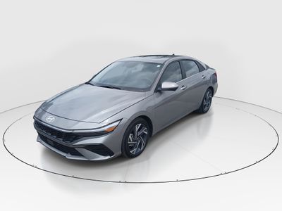 2024 Hyundai Elantra - Photo 3
