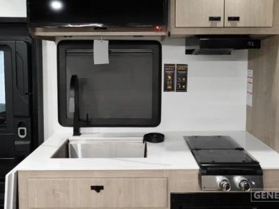 2026 Grand Design Lineage Series M — photo 7 view