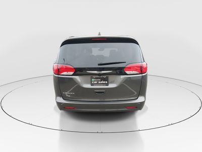 2023 Chrysler Voyager - Photo 6