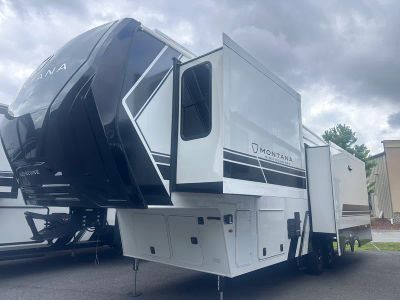 2026 Keystone RV Montana High Country - Photo 3