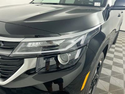 2026 Kia Seltos — photo 11 view