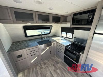 2022 Dutchmen RV Kodiak - Photo 24