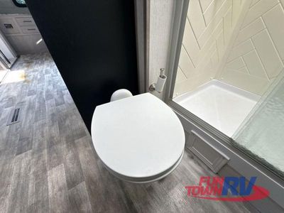 2022 Dutchmen RV Kodiak - Photo 40