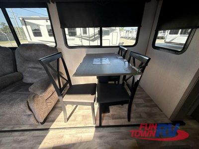 2022 Dutchmen RV Kodiak - Photo 31