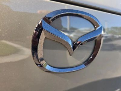 2026 Mazda CX-50 — photo 10 view