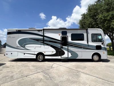 2025 Fleetwood FLAIR — photo 22 view