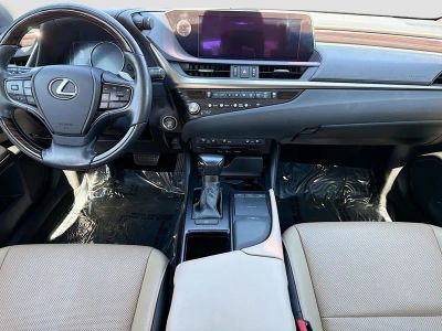 2021 Lexus ES — photo 17 view