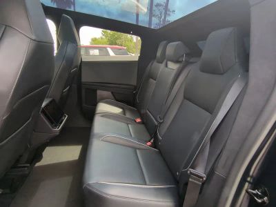 2024 Tesla Cybertruck — photo 13 view