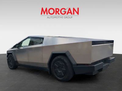 2024 Tesla Cybertruck — photo 7 view