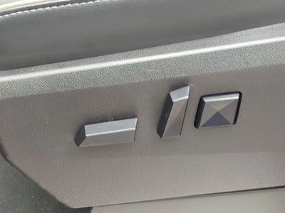 2024 Tesla Cybertruck — photo 20 view