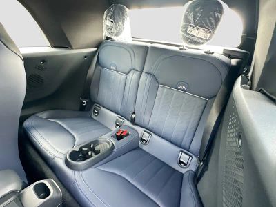 2026 MINI Convertible — photo 18 view