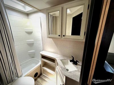 2022 Highland Ridge Silverstar S-Lite — photo 16 view