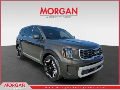 2023 Kia Telluride S in Dark Moss — front three-quarter view