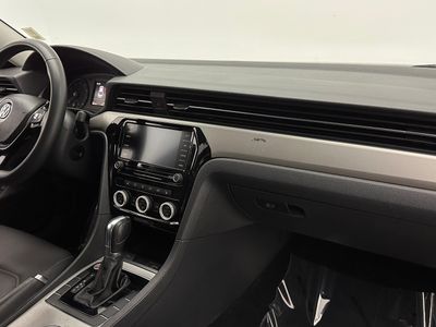 2021 Volkswagen Passat - Photo 31