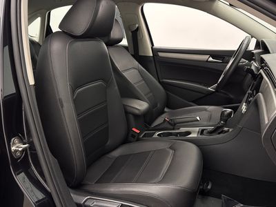 2021 Volkswagen Passat - Photo 32