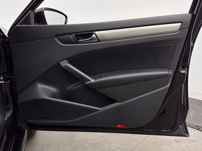 2021 Volkswagen Passat - Photo 30