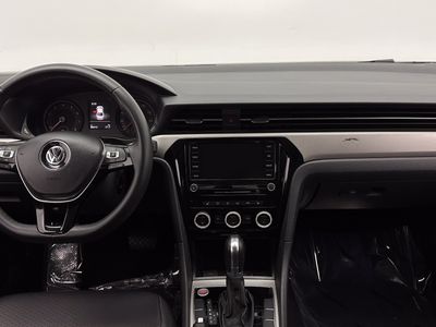 2021 Volkswagen Passat - Photo 25