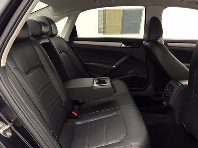2021 Volkswagen Passat - Photo 29