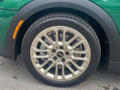 2026 MINI Convertible — photo 11 view