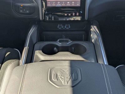 2026 Ram 2500 — photo 18 view