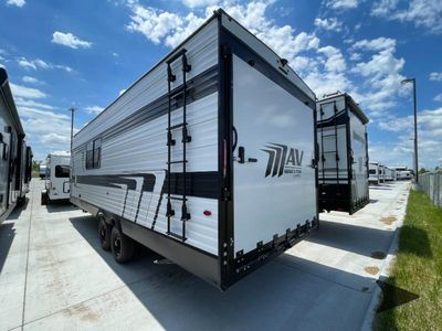 2025 Grand Design Momentum MAV - Photo 4