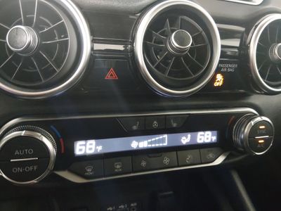 2024 Nissan Sentra — photo 18 view