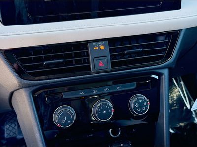 2026 Volkswagen Taos - Photo 14